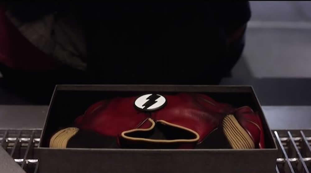 Divulgado novo vídeo de The Flash que mostra Jesse Quick com seu uniforme!