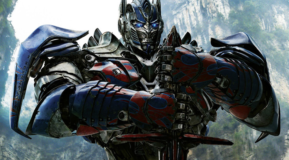 Michael Bay anuncia que Transformers: O Último Cavaleiro vai ganhar trailer amanhã!
