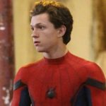 Peter Parker aparece pulando em uma nova imagem de Homem-Aranha: De Volta ao Lar!