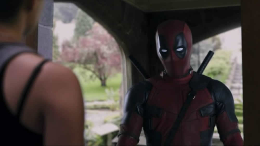 Ryan Reynolds publica uma foto de Deadpool 2 em frente à Mansão Xavier!