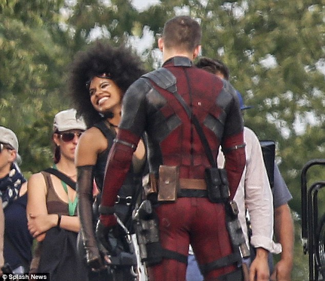 Deadpool 2 | Dominó e Mercenário aparecem juntos em novas imagens do set!