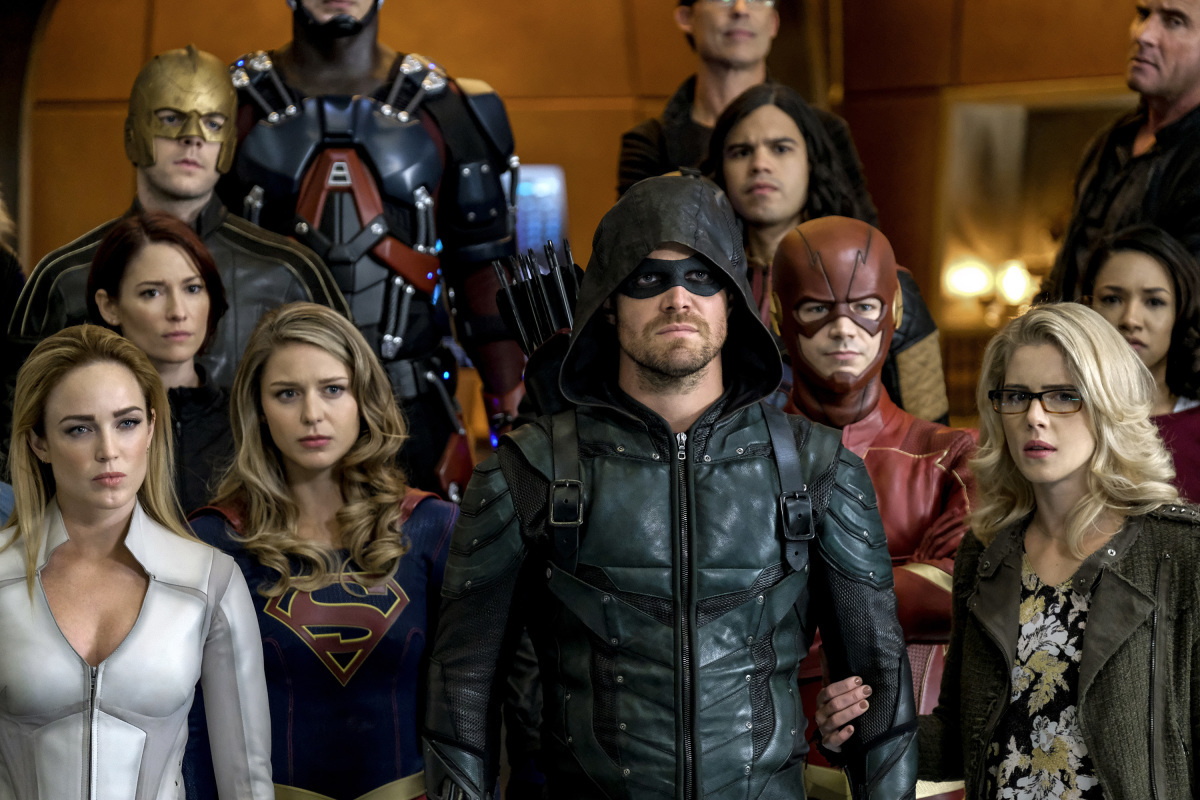 Divulgado as primeiras imagens de Crise na Terra-X, o mega crossover de Flash, Arrow, Supergirl e Legends of Tomorrow!