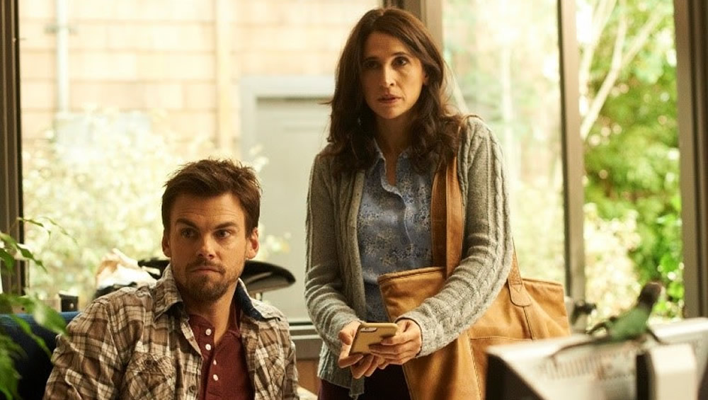 Casual chega ao Crackle com primeira temporada completa!