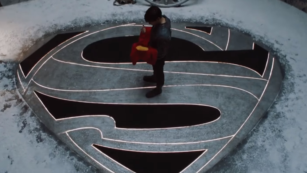 Novo trailer de Krypton mostra Brainiac e declara que o Superman é o maior herói do universo!